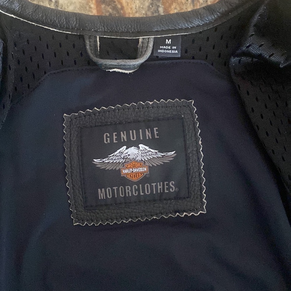 Authentic Harley Davidson Women's Alyssa Distressed Leather Jacket Medium EUC‍‍﻿ - Picture 6 of 8